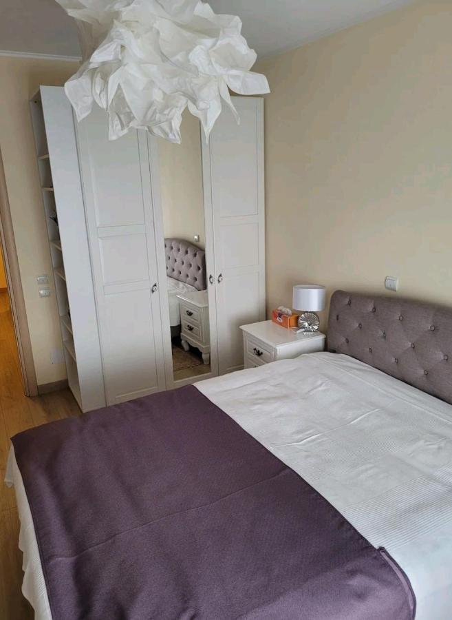 Appartement Apartament Ana à Bucarest Extérieur photo
