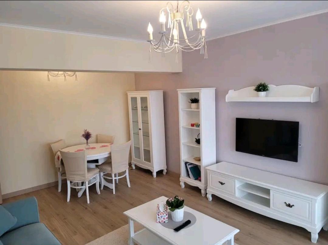 Appartement Apartament Ana à Bucarest Extérieur photo