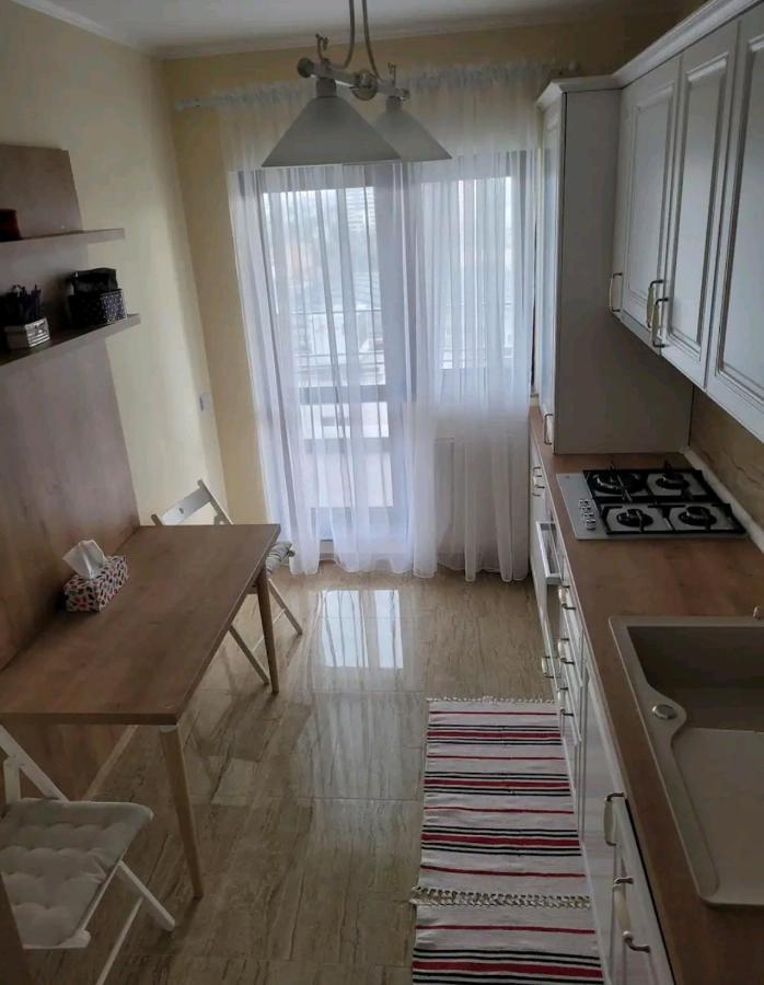Appartement Apartament Ana à Bucarest Extérieur photo